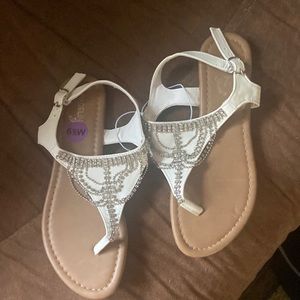 Not for Sale Madeline Stuart Rhinstones White Sandals Size 6 1/2 W